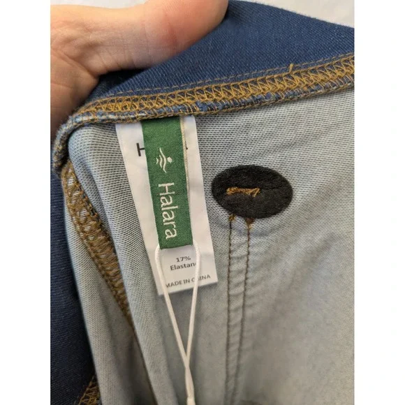 Halara Women's Size XL Crossover High Waisted Flare Leggings Dark Blue Denim NWT - Picture 6 of 9